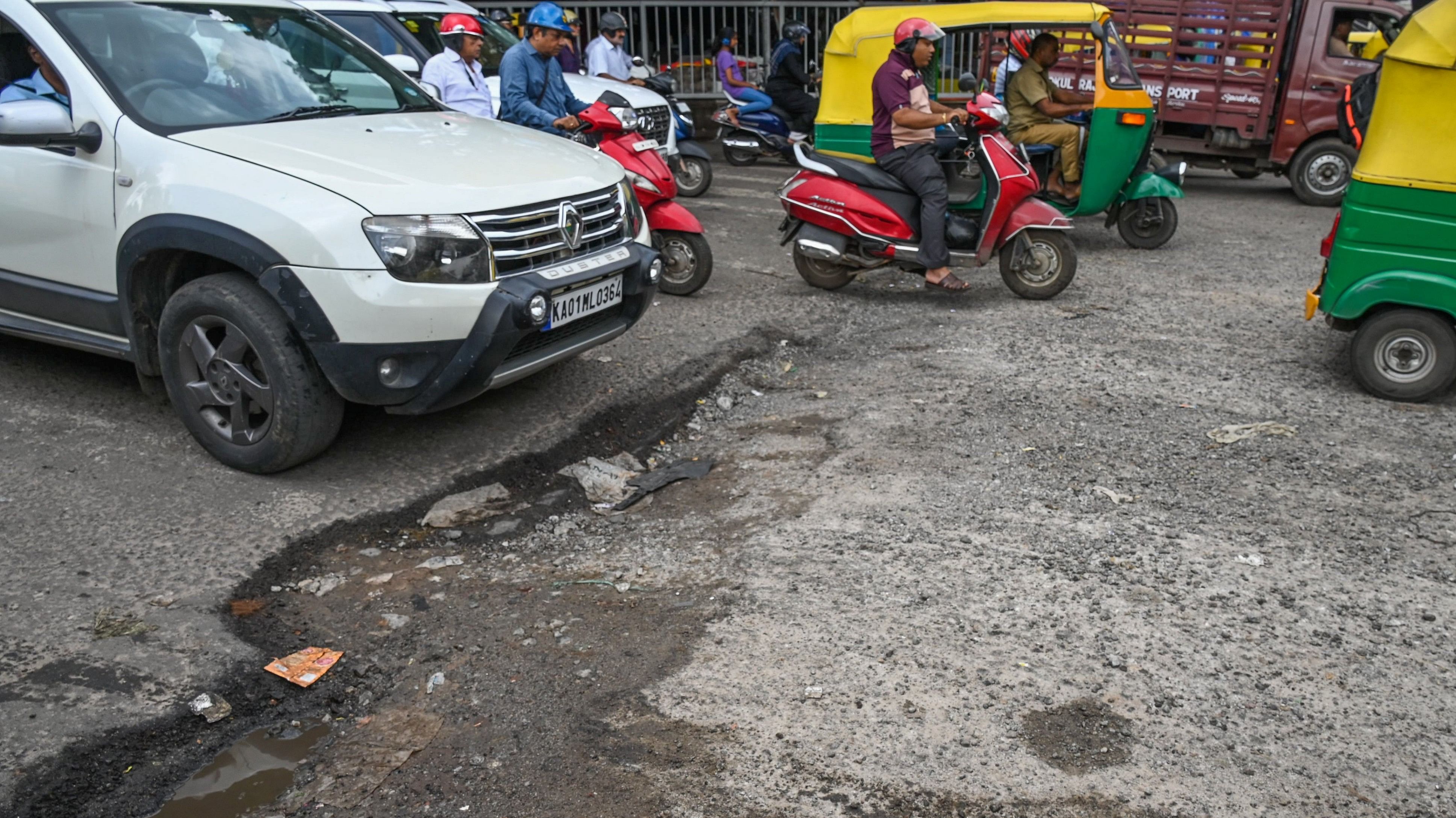 <div class="paragraphs"><p>Citizen groups have been continuously demanding that the BBMP repair roads.</p></div>