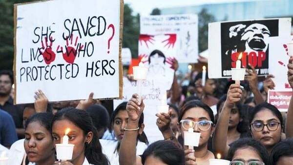 <div class="paragraphs"><p>Protest over the Kolkata doctor's rape and murder</p></div>