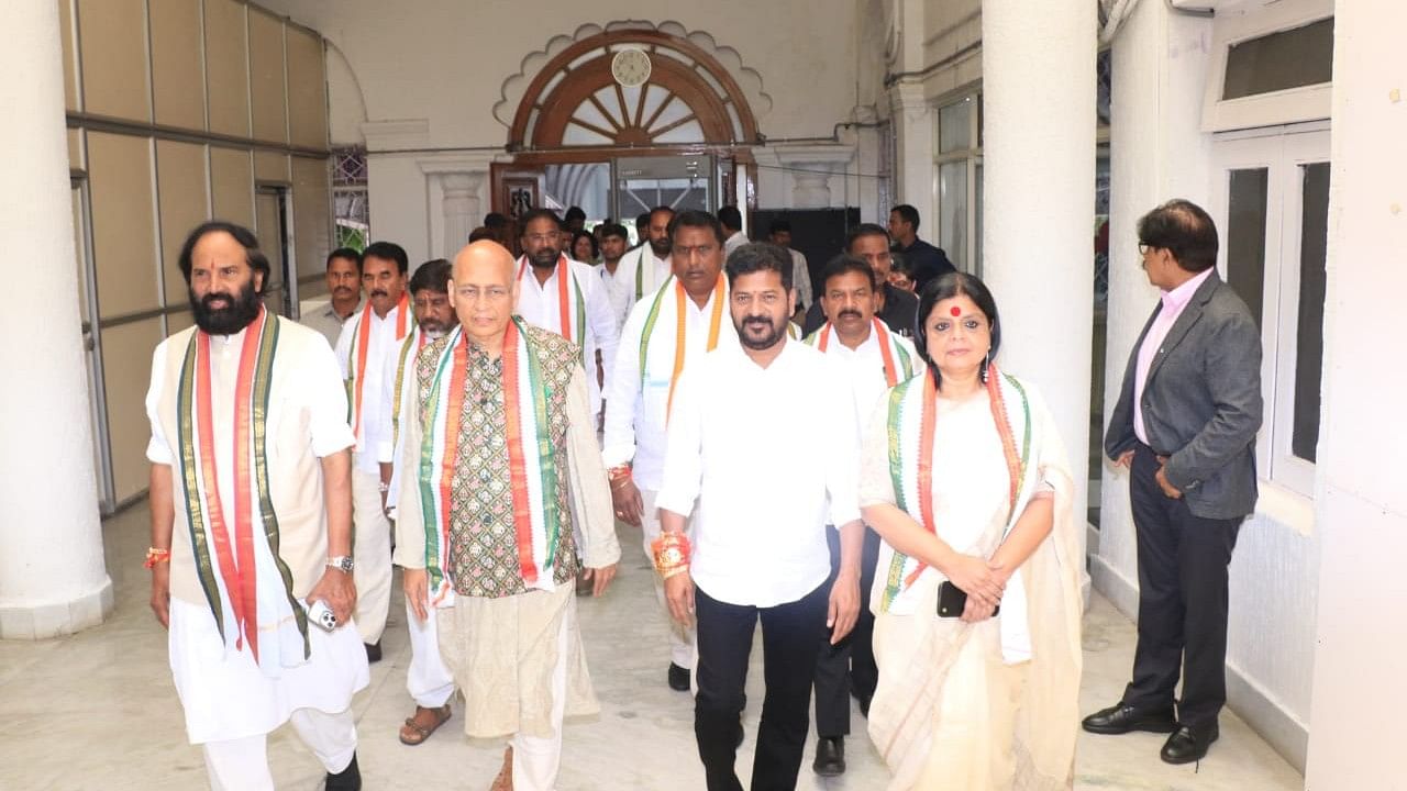 <div class="paragraphs"><p>(Second from left)&nbsp;Congress leader Abhishek Manu Singhvi with Telangana Chief Minister A Revanth Reddy.</p></div>