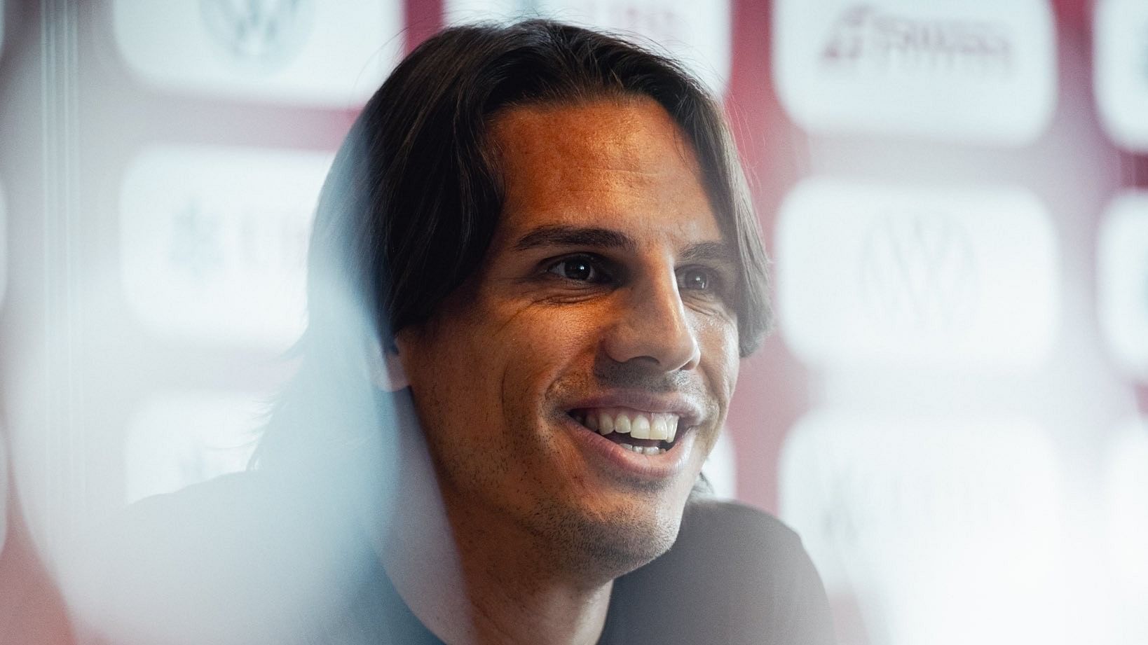 <div class="paragraphs"><p>Yann Sommer at a press conference announcing his international retirement.</p></div>