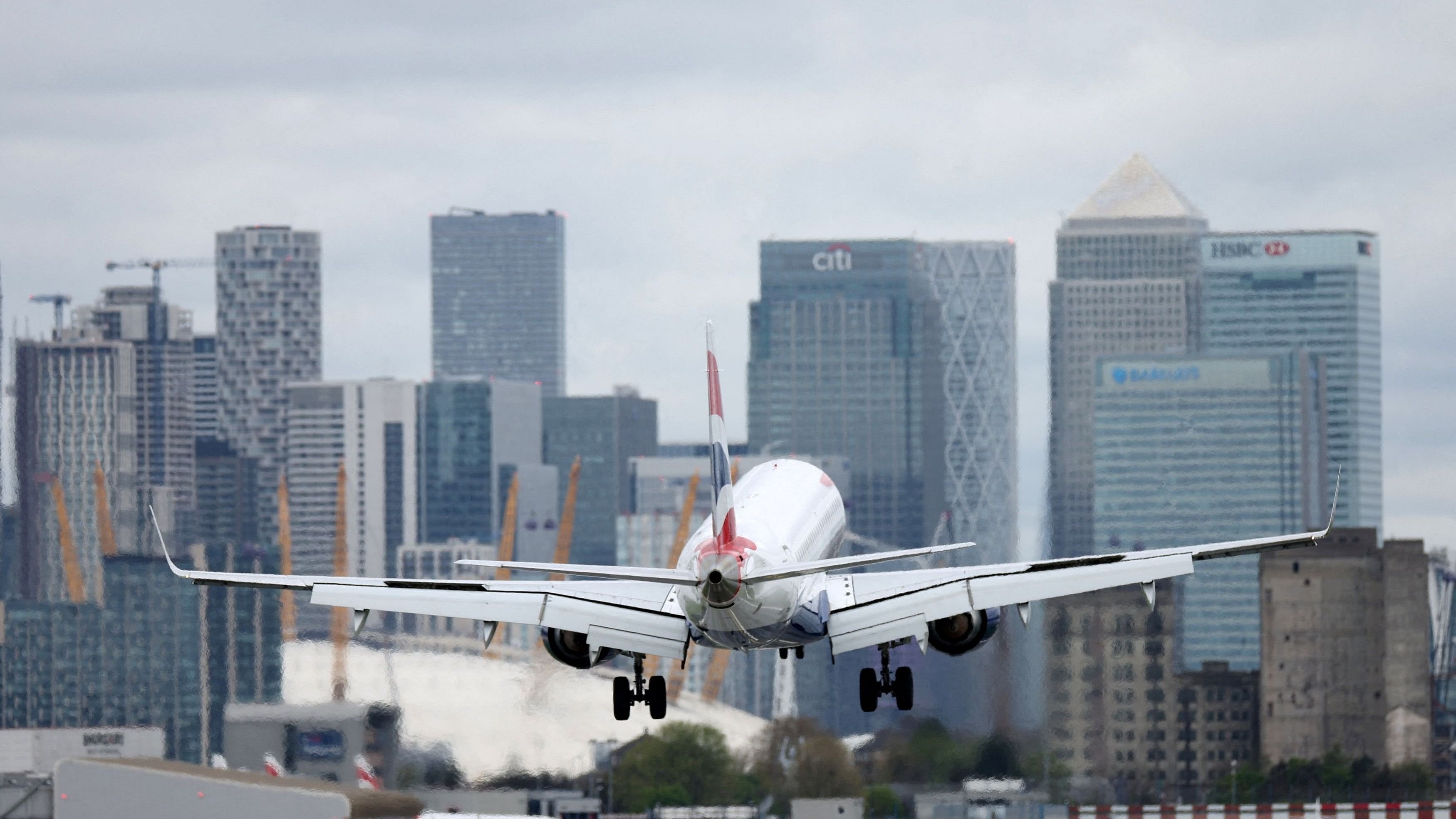 <div class="paragraphs"><p>A British Airways Embraer ERJ-190SR takes off from London City Airport in London.</p></div>