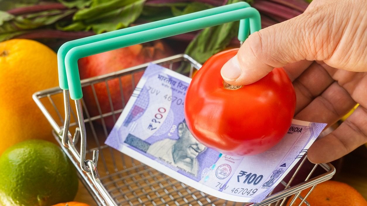 <div class="paragraphs"><p>Representative image showing food inflation.</p></div>