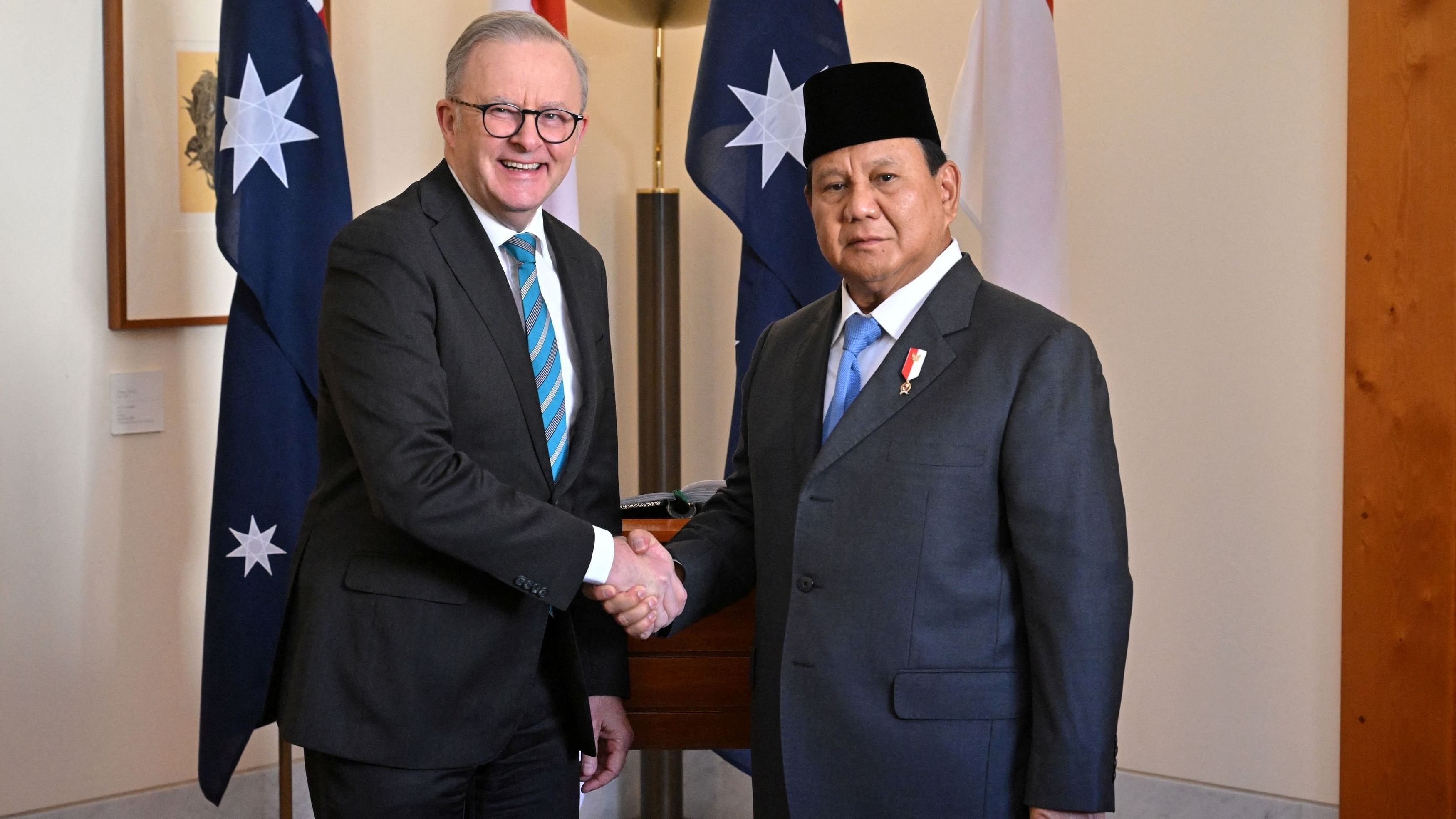 <div class="paragraphs"><p>Prabowo Subianto with Australia's Prime Minister Anthony Albanese.</p></div>