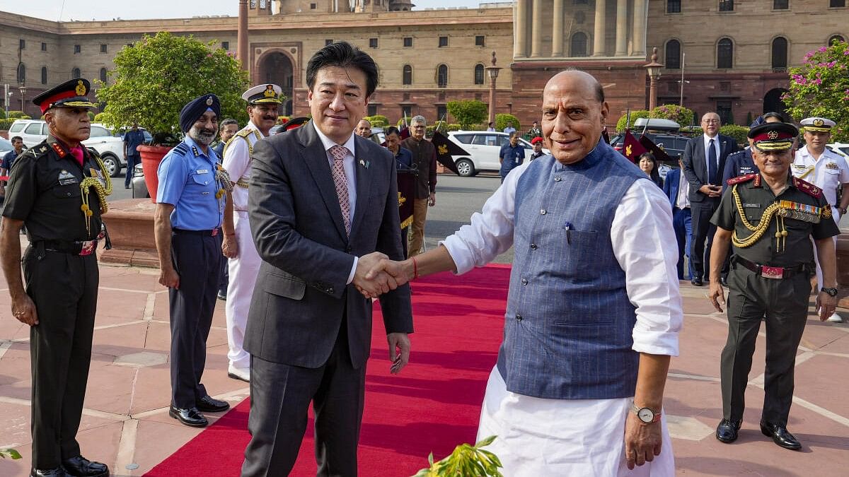 <div class="paragraphs"><p>Defence Minister Rajnath Singh with Japan's Defence Minister Minoru Kihara after the latter was presented the Tri-Services guard of honour at the South Block, in New Delhi, Tuesday, August 20, 2024.</p></div>