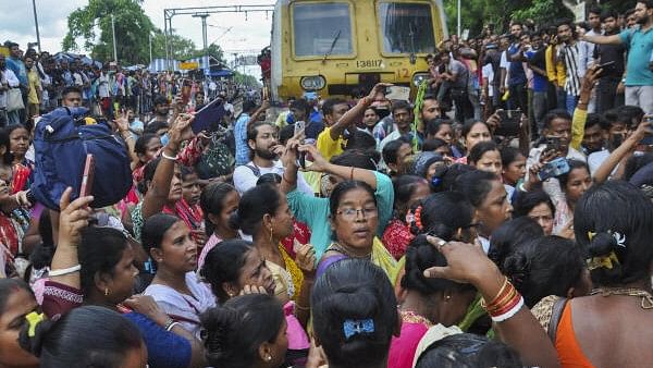 <div class="paragraphs"><p>Representative image of a railway&nbsp;blockade.</p></div>