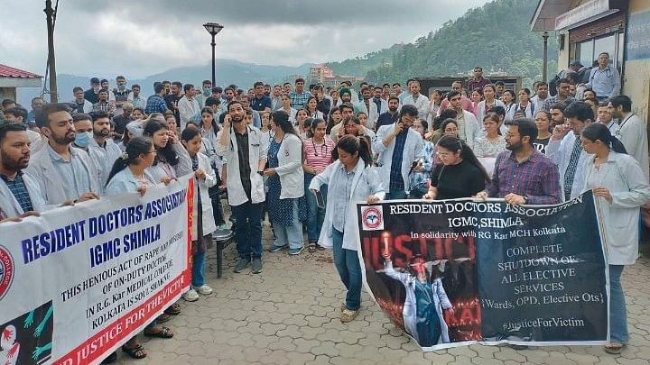 <div class="paragraphs"><p>Protests against the Kolkata rape and murder of a trainee doctor in Shimla.</p></div>