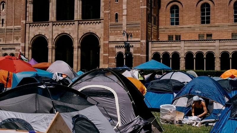 <div class="paragraphs"><p>Scenes of protest at US college campuses.</p></div>