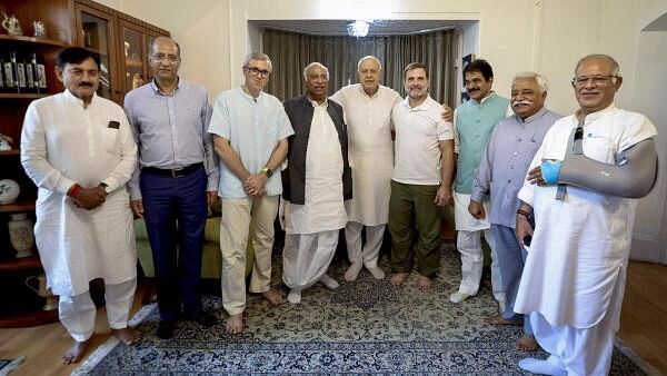 <div class="paragraphs"><p>Congress President Mallikarjun Kharge with party leader Rahul Gandhi meets J&amp;K National Conference President Farooq Abdullah and Vice President Omar Abdullah, in Srinagar, Thursday, Aug. 22, 2024.</p></div>