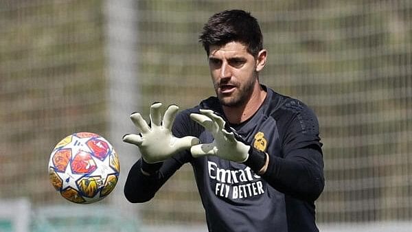 <div class="paragraphs"><p> Real Madrid's Thibaut Courtois during training.</p></div>