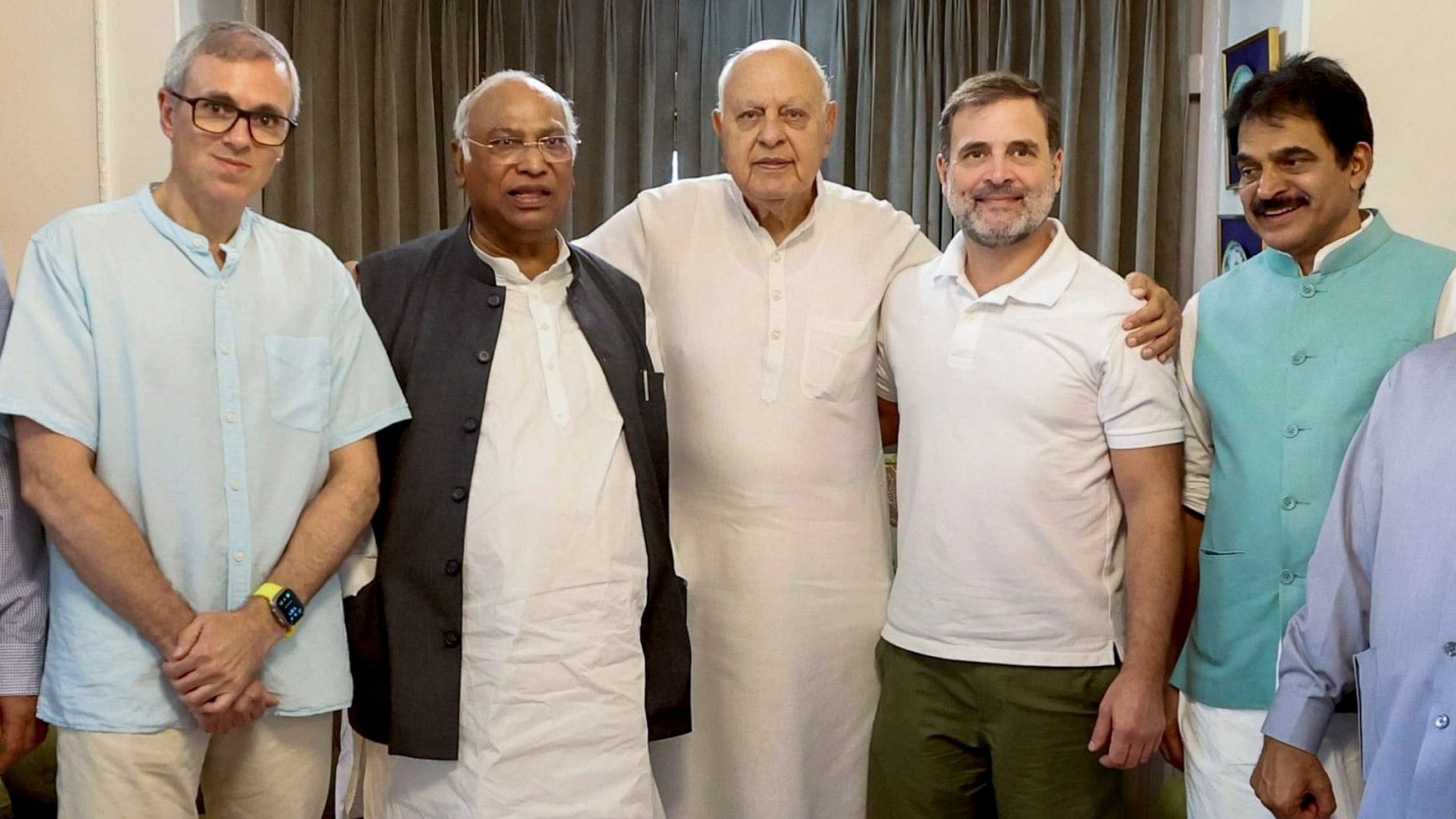 <div class="paragraphs"><p>From left, Omar Abdullah,&nbsp;Mallikarjun Kharge, Farooq Abdullah, Rahul Gandhi and KC Venugopal.</p></div>