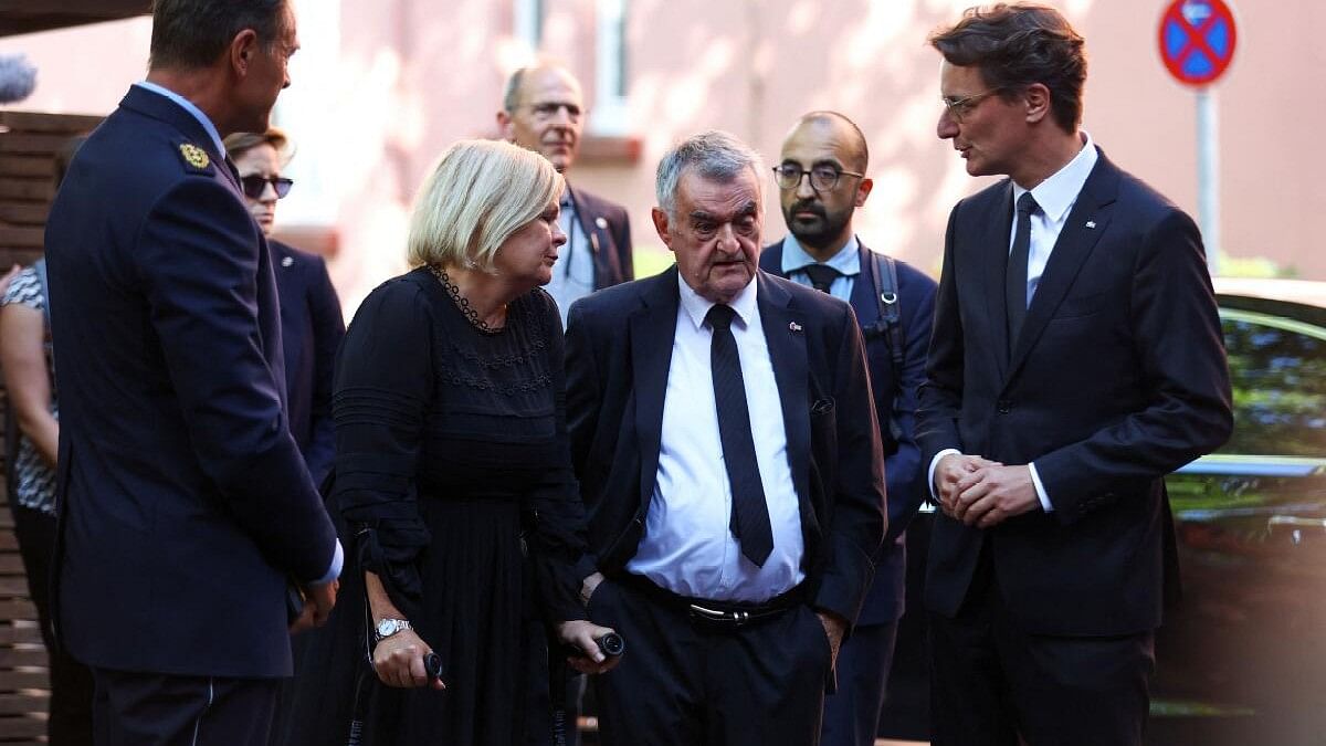 <div class="paragraphs"><p>German Interior Minister Nancy Faeser, North Rhine-Westphalia state premier Hendrik Wuest, Interior minister of the state of North Rhine-Westphalia Herbert Reul at the site of a stabbing incident in Solingen, Germany.</p></div>