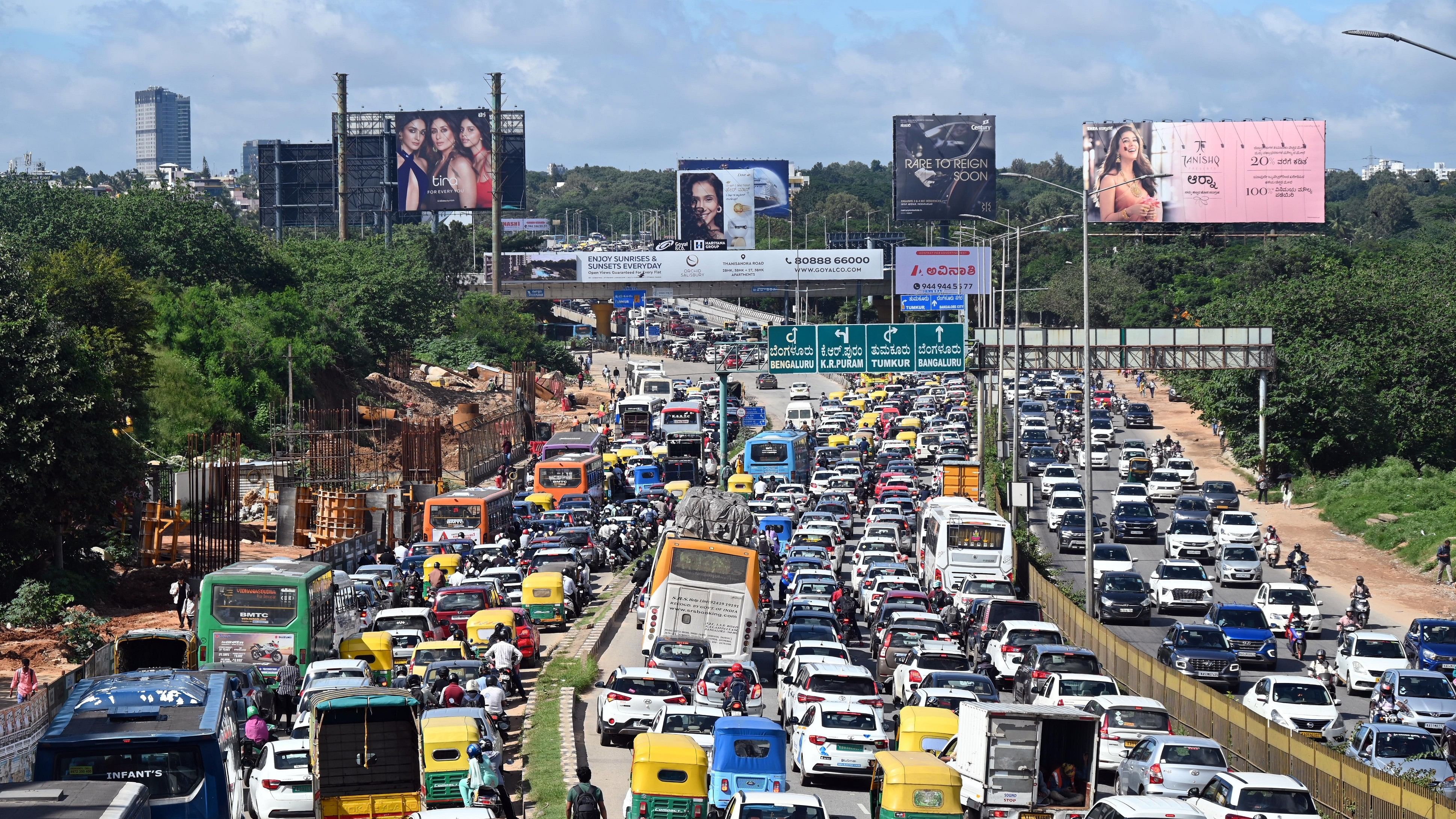 <div class="paragraphs"><p>Opened in 2003, the 5.25 km Hebbal flyover, once celebrated as India’s longest and South India’s first five-level interchange, now suffers from notorious daily traffic jams. Regular commuters often face 45-minute to hour-long delays in crossing the junction. </p></div>