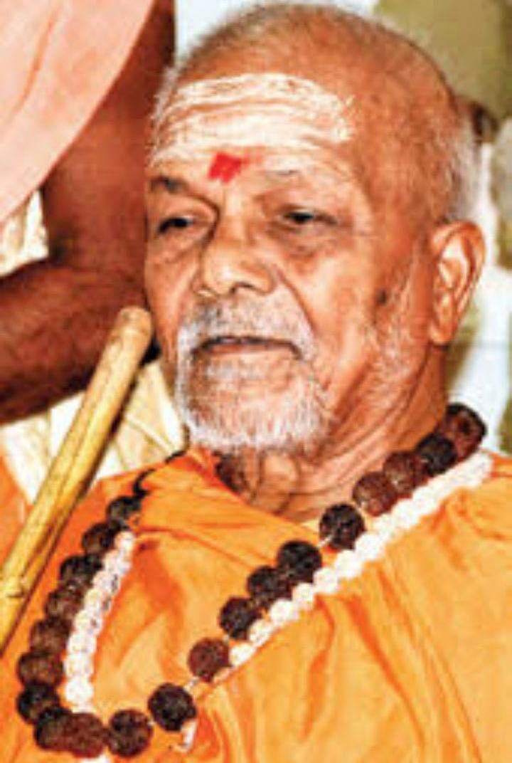 <div class="paragraphs"><p>Swami Laxmanananda Saraswati</p></div>