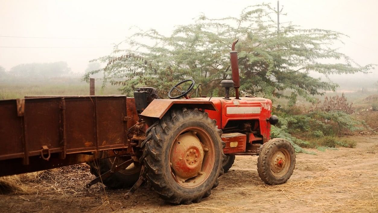 <div class="paragraphs"><p>Representative image of a tractor trolley.</p></div>