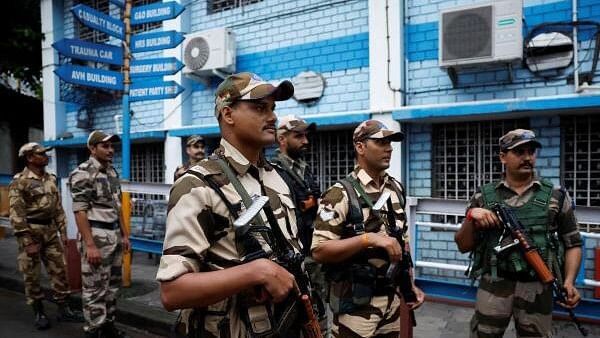 <div class="paragraphs"><p>CISF personnel at R G Kar</p></div>