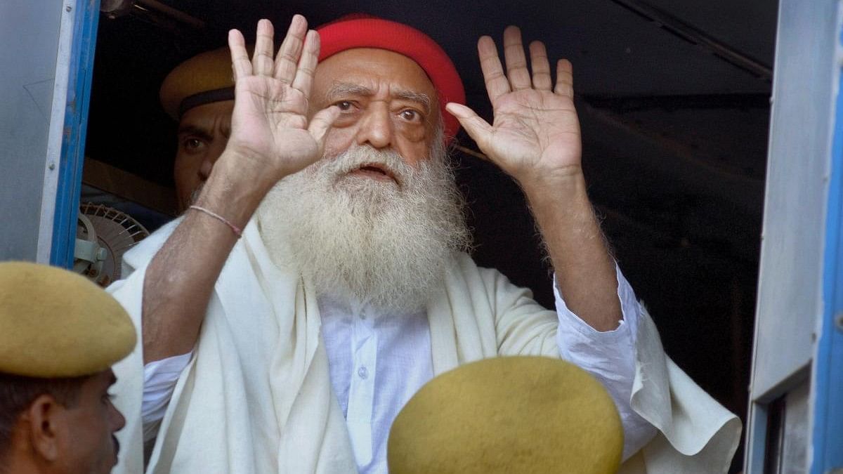 <div class="paragraphs"><p>Asaram Bapu</p></div>