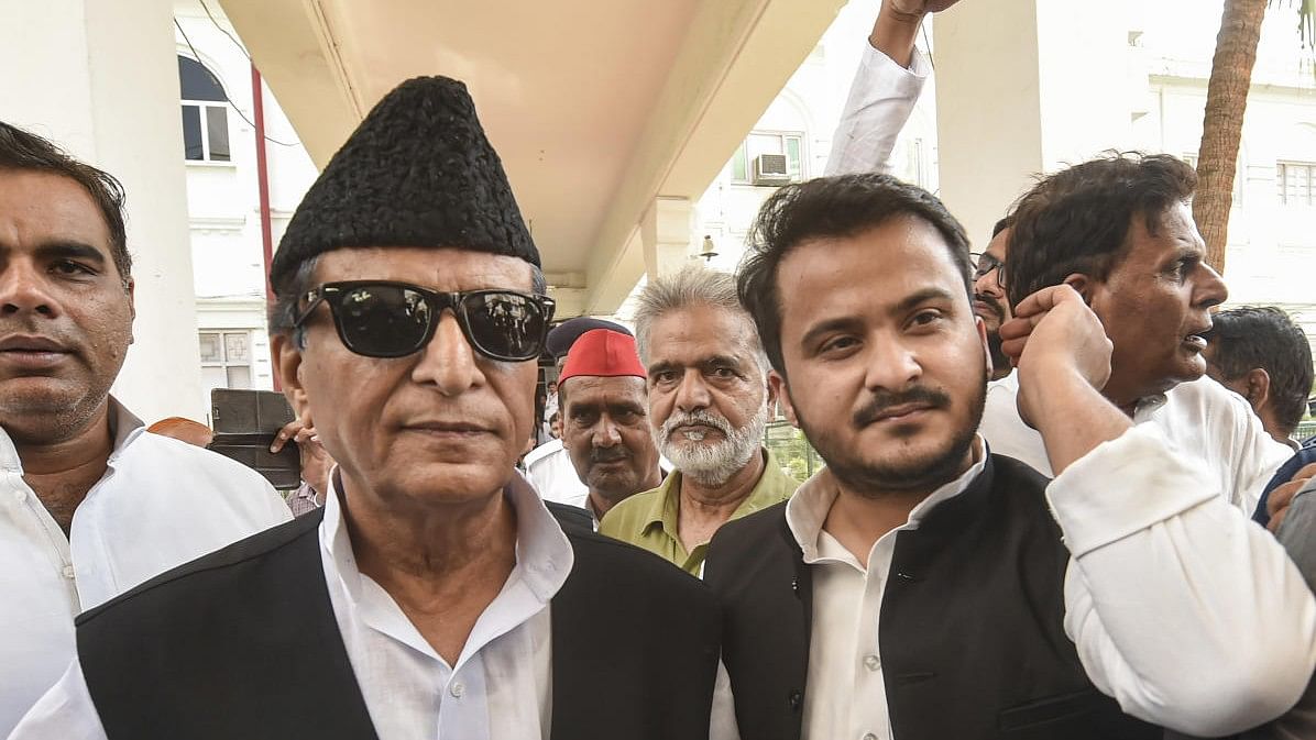 <div class="paragraphs"><p>Samajwadi Party MLAs Azam Khan and his son Abdullah Azam Khan.</p></div>