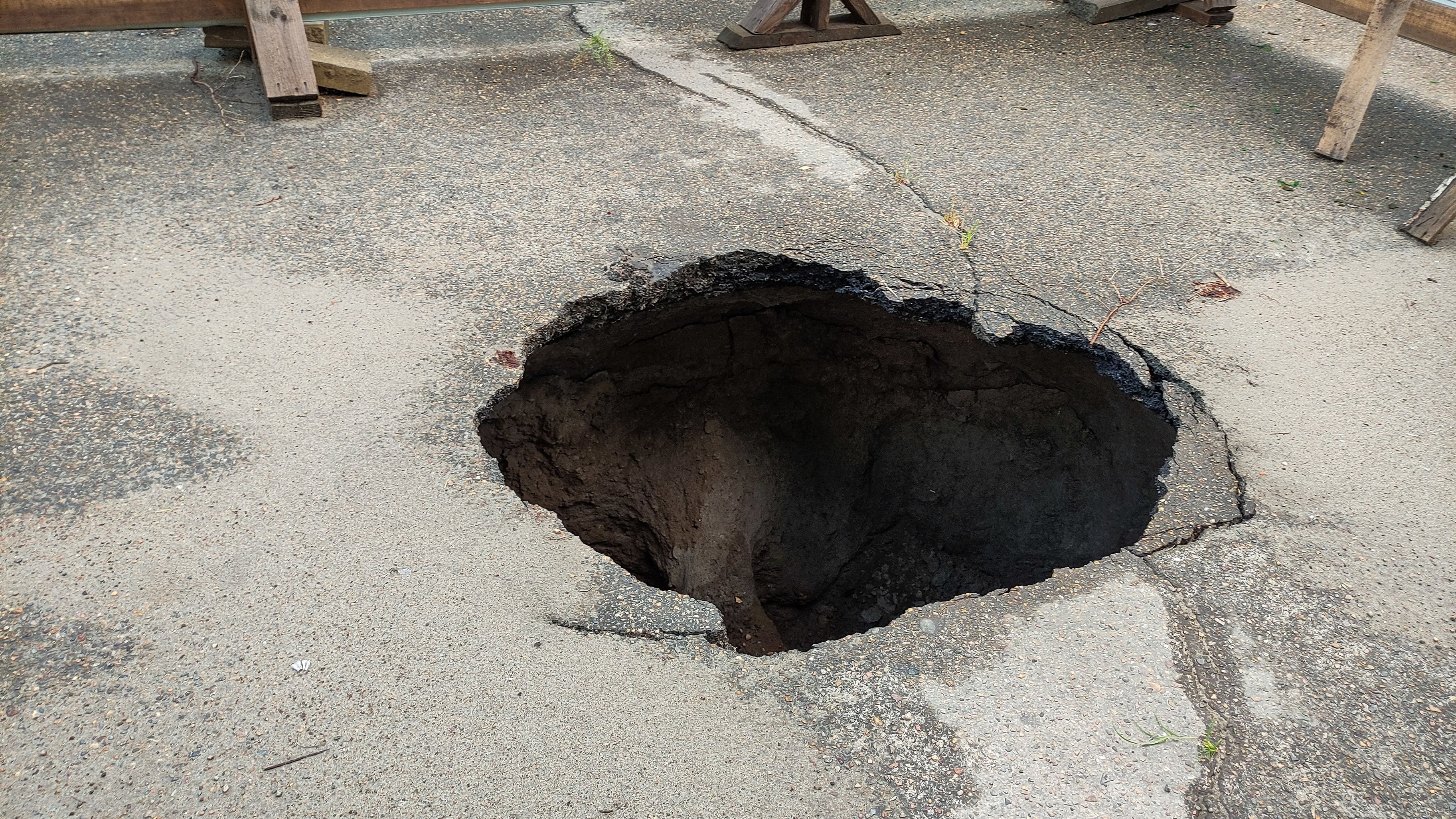 <div class="paragraphs"><p>Representative image of a sinkhole.&nbsp;</p></div>