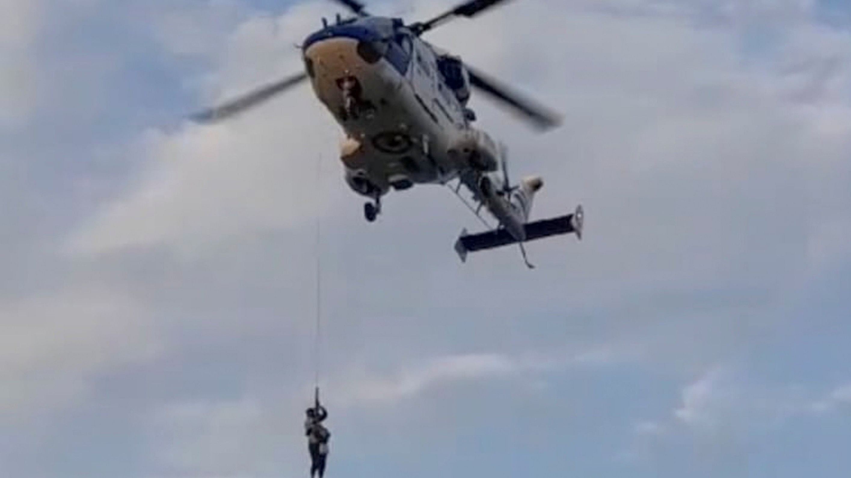 <div class="paragraphs"><p>Ratnagiri: Indian Coast Guard saves a man amidst rough seas in a swift &amp; daring operation, in Ratnagiri, Maharashtra</p></div>