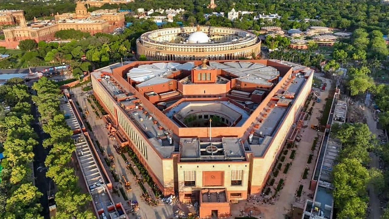 <div class="paragraphs"><p>The Indian Parliament building.</p></div>