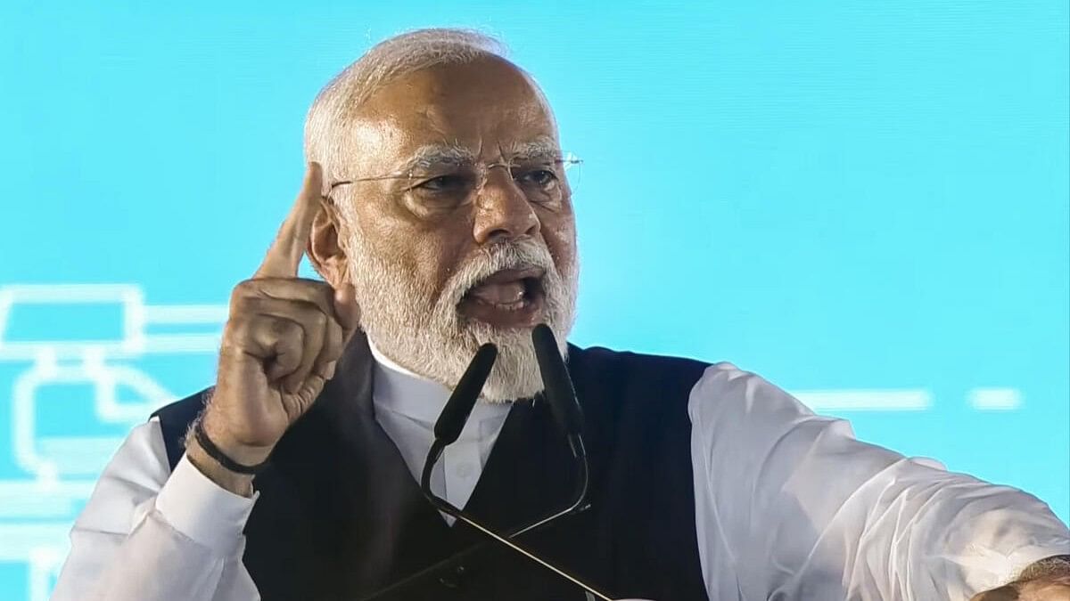 <div class="paragraphs"><p>Prime Minister Narendra Modi speaks during laying of the foundation stone of Vadhvan Port and launching of development works, in Palghar.</p></div>