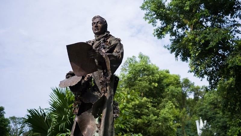 <div class="paragraphs"><p>The new statue of Sir Thomas Stamford Raffles in Fort Canning Park in Singapore in July.&nbsp;</p></div>