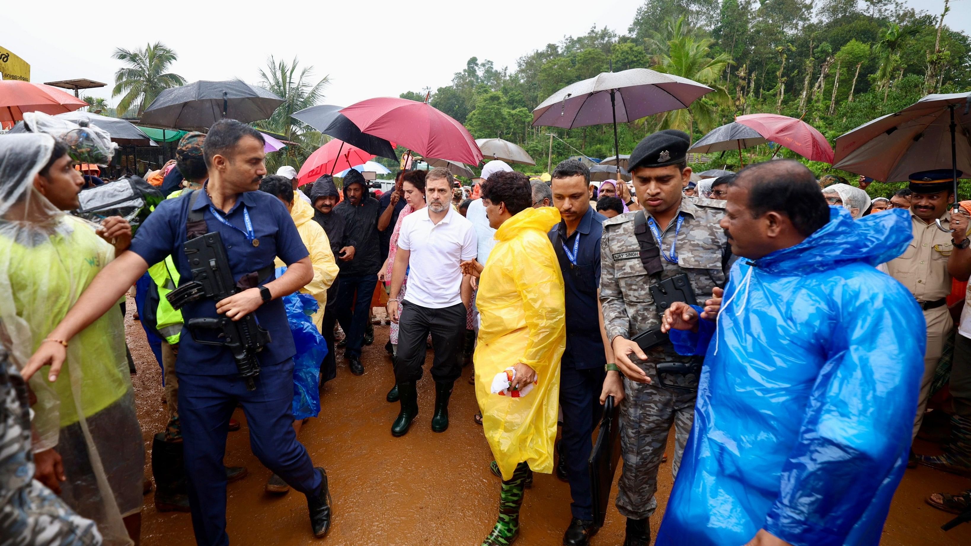 <div class="paragraphs"><p>Congress leaders Rahul and Priyanka Gandhi in the landlside-affected area in Kerala's Wayanad district, August 1, 2024.</p></div>