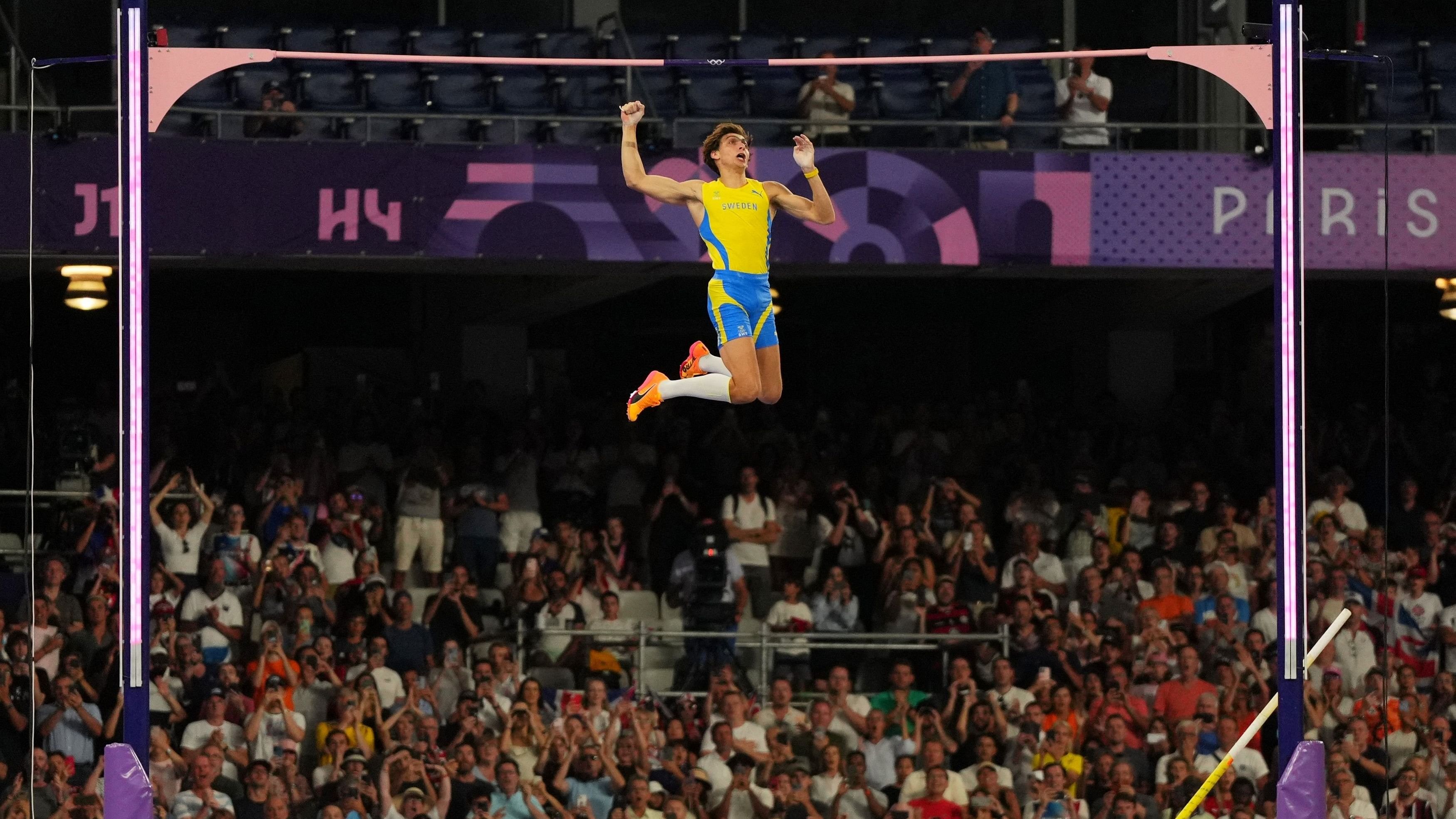 <div class="paragraphs"><p>Gold medallist Armand Duplantis of Sweden vaults to a new world record of 6.25 metres. </p></div>