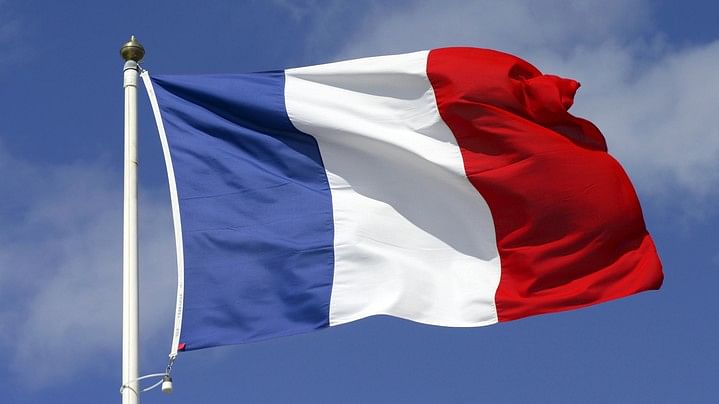 <div class="paragraphs"><p>Representative image showing the French flag.</p></div>