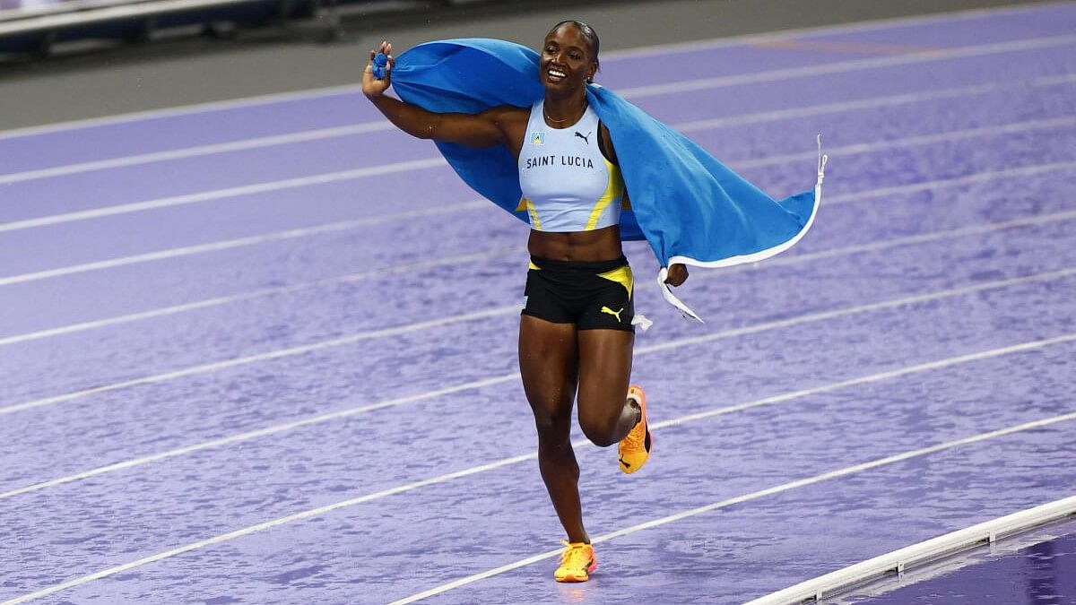 <div class="paragraphs"><p>Julien Alfred of Saint Lucia celebrates after winning gold in the final.</p></div>