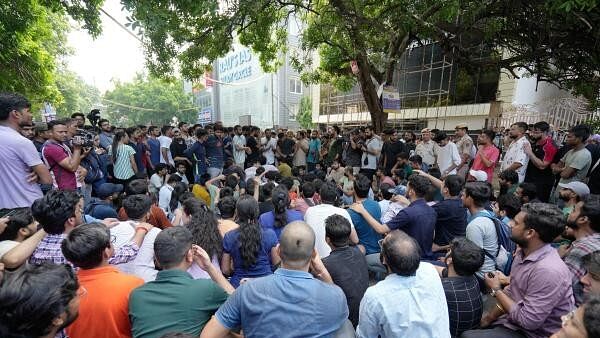 <div class="paragraphs"><p>Students stage a protest over the death of three civil services aspirants after the basement of a coaching centre was flooded following heavy rain, in New Delhi.</p></div>