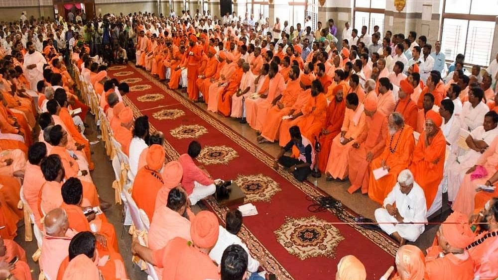 <div class="paragraphs"><p>File photo of seers at a Veerashaiva-Lingayat Coordination  Committee in Bengaluru.&nbsp;</p></div>