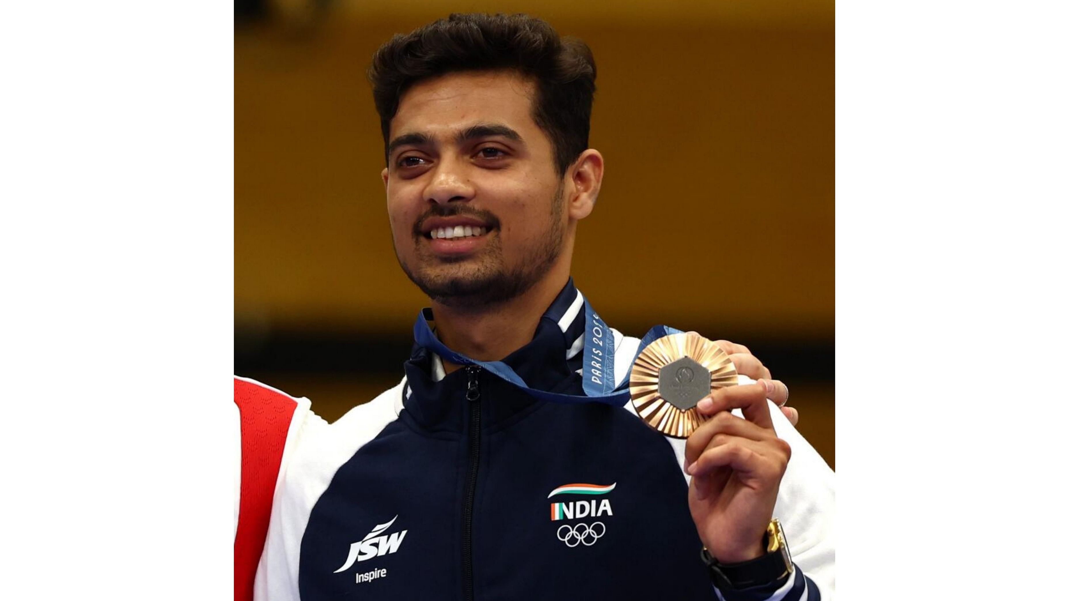 <div class="paragraphs"><p>India's Swapnil Kusale won the&nbsp;bronze medal in Shooting.</p></div>