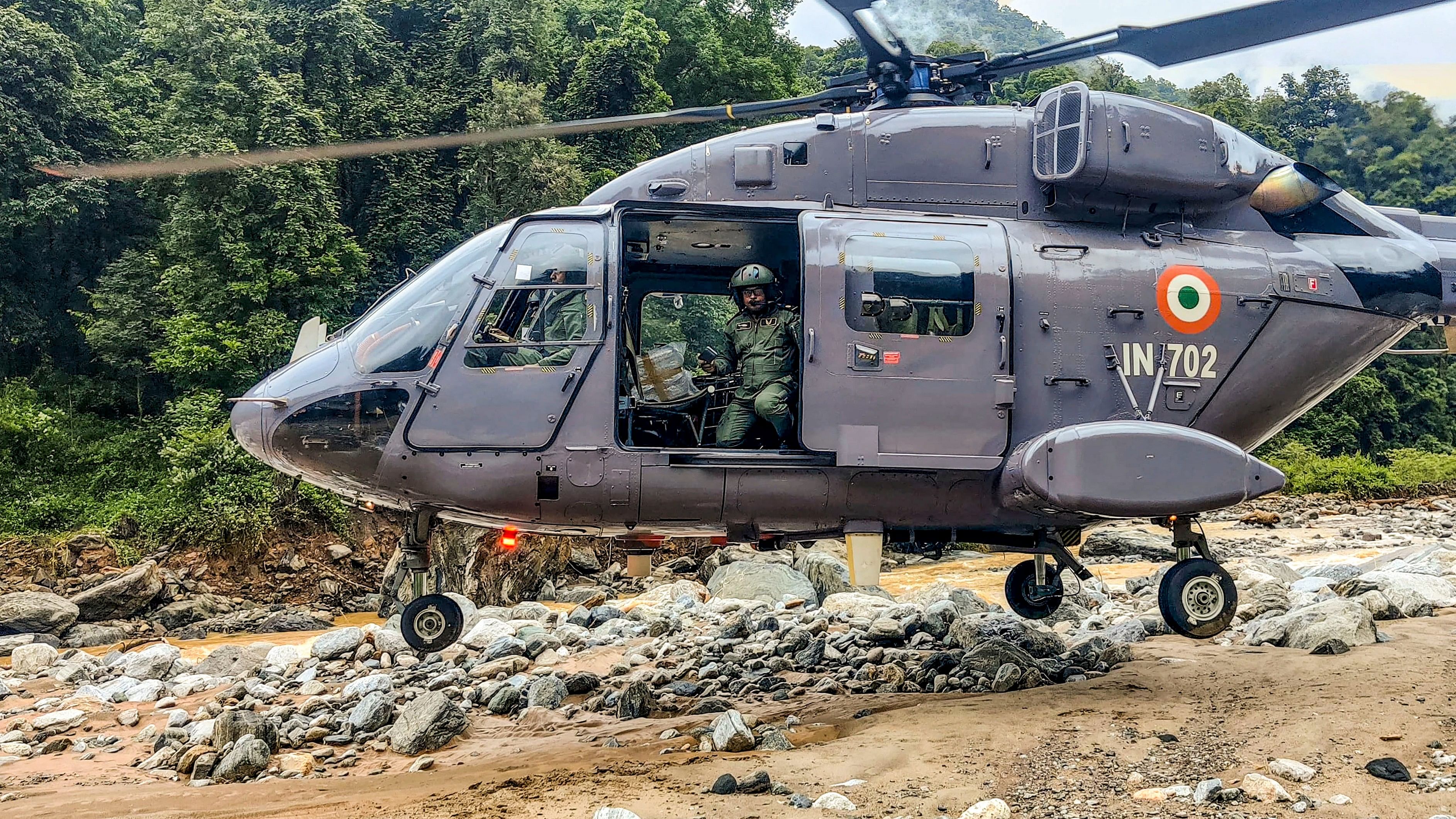 <div class="paragraphs"><p>An Indian Navy helicopter involved in the rescue efforts in Wayanad, August 3, 2024. For representational purposes.</p></div>