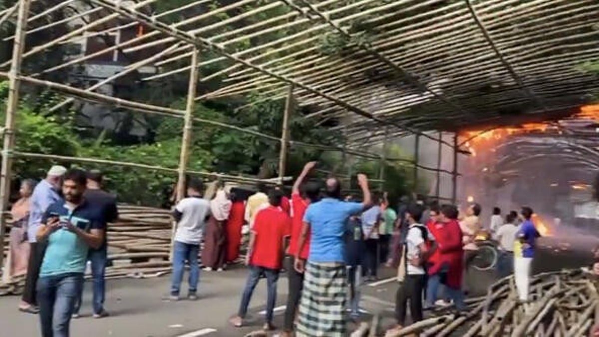 Protesters damage Indira Gandhi Cultural Centre, Bangabandhu Memorial Museum in Bangladesh capital