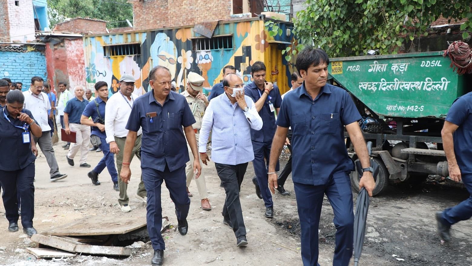 <div class="paragraphs"><p>Delhi L-G VC K Saxena during the inspection at the Barapulla, Kushak and Sunehri drains and the historic Barapulla bridge.&nbsp;</p></div>