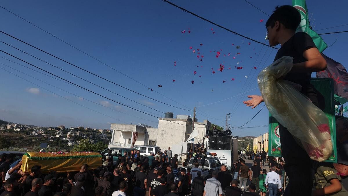 <div class="paragraphs"><p>Funeral of Wasila al-Haj Baydoun in Chehabiyeh</p></div>