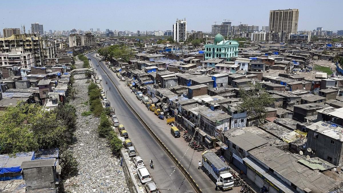 <div class="paragraphs"><p>A view of roads near Dharavi</p></div>