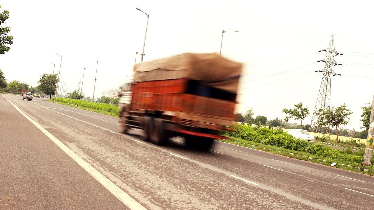 <div class="paragraphs"><p>Representative image of a speeding truck</p></div>