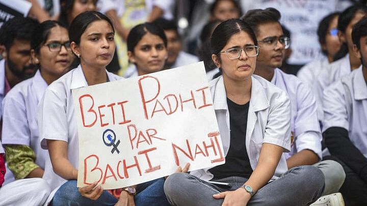 <div class="paragraphs"><p>Doctors demonstrate following the rape and murder of a young medic in Kolkata's R G Kar hospital.</p></div>