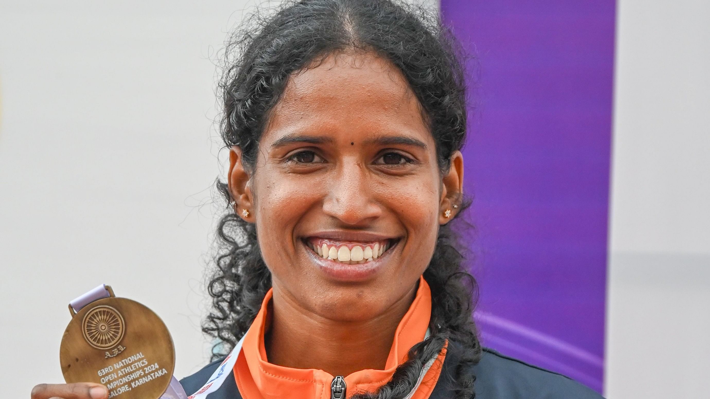 <div class="paragraphs"><p>R Vithya Ramraj (left) of Railways broke PT Usha's meet record while Ancy Sojan E of SSCB was adjudged the best woman athlete at the 63rd National Open Athletics Championship in Bengaluru on Monday. </p></div>