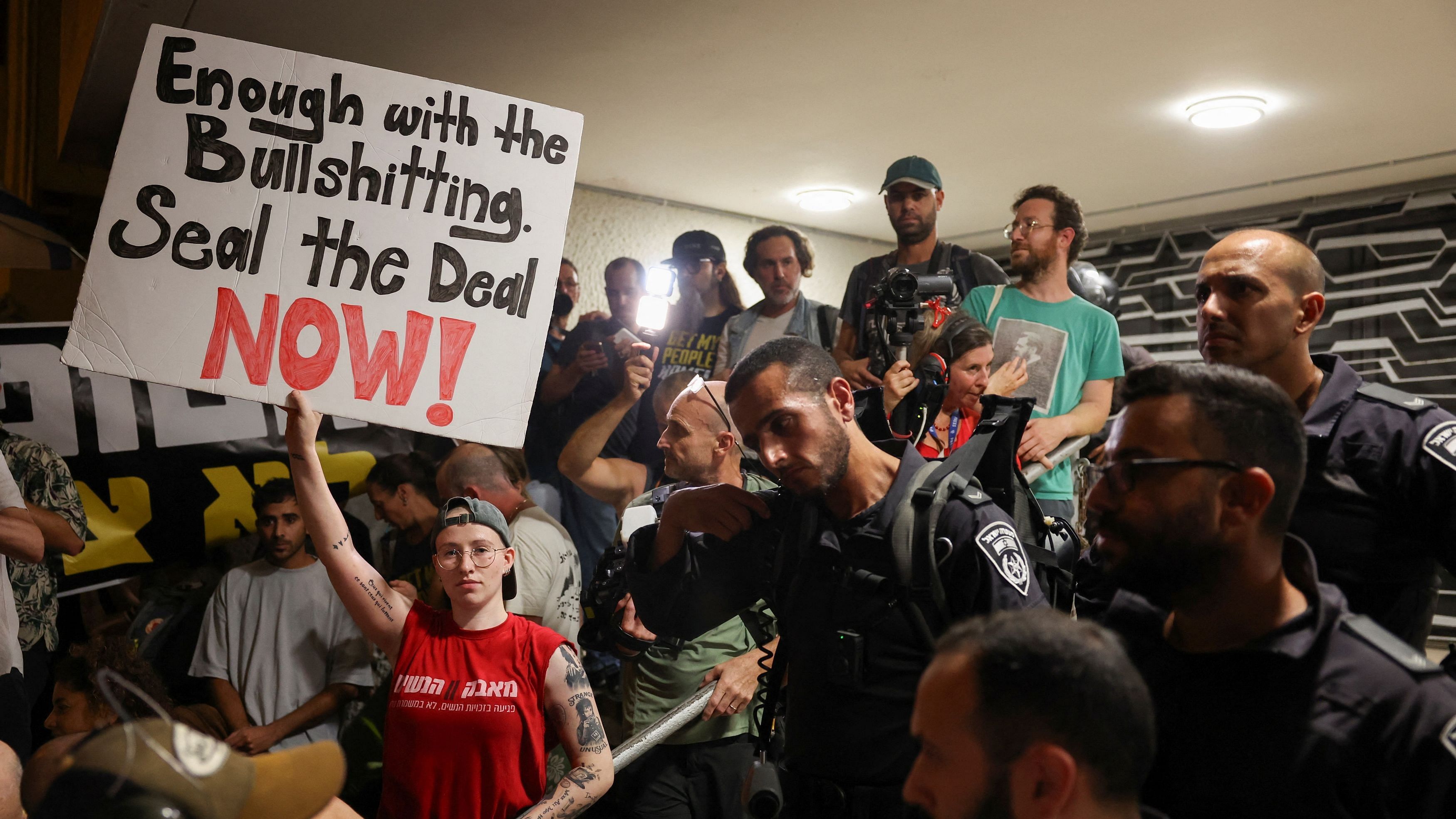 <div class="paragraphs"><p>People protest against the government and to show support for the hostages who were kidnapped during the deadly October 7 attack, amid the ongoing conflict in Gaza between Israel and Hamas, in Tel Aviv, Israel September 2, 2024.</p></div>