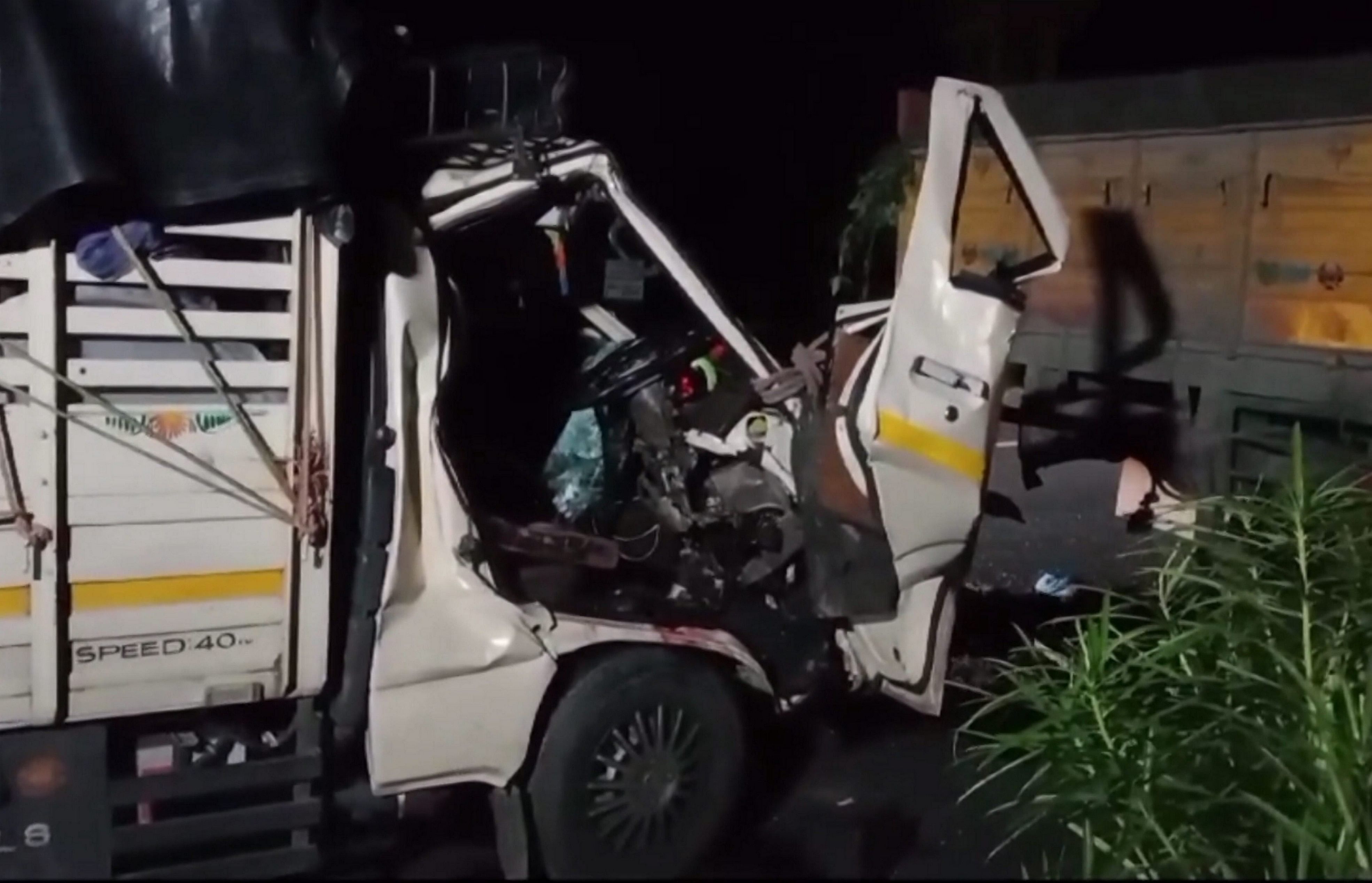 <div class="paragraphs"><p>Representative image showing a damaged truck after an accident.</p></div>