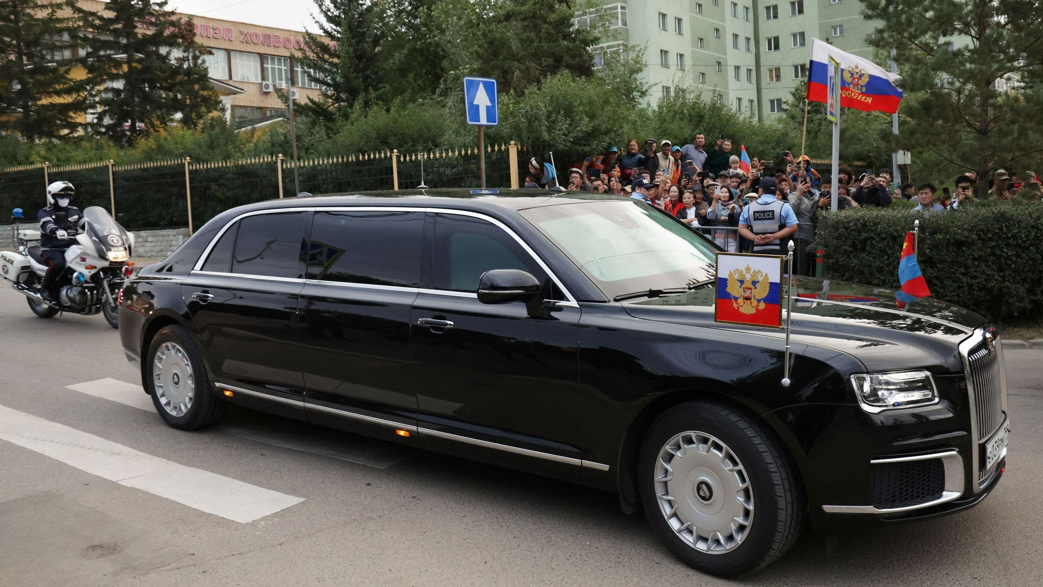 <div class="paragraphs"><p>The Aurus Senate limousine carrying Russian President Vladimir Putin drives along a street in Ulaanbaatar, Mongolia September 3, 2024.</p></div>