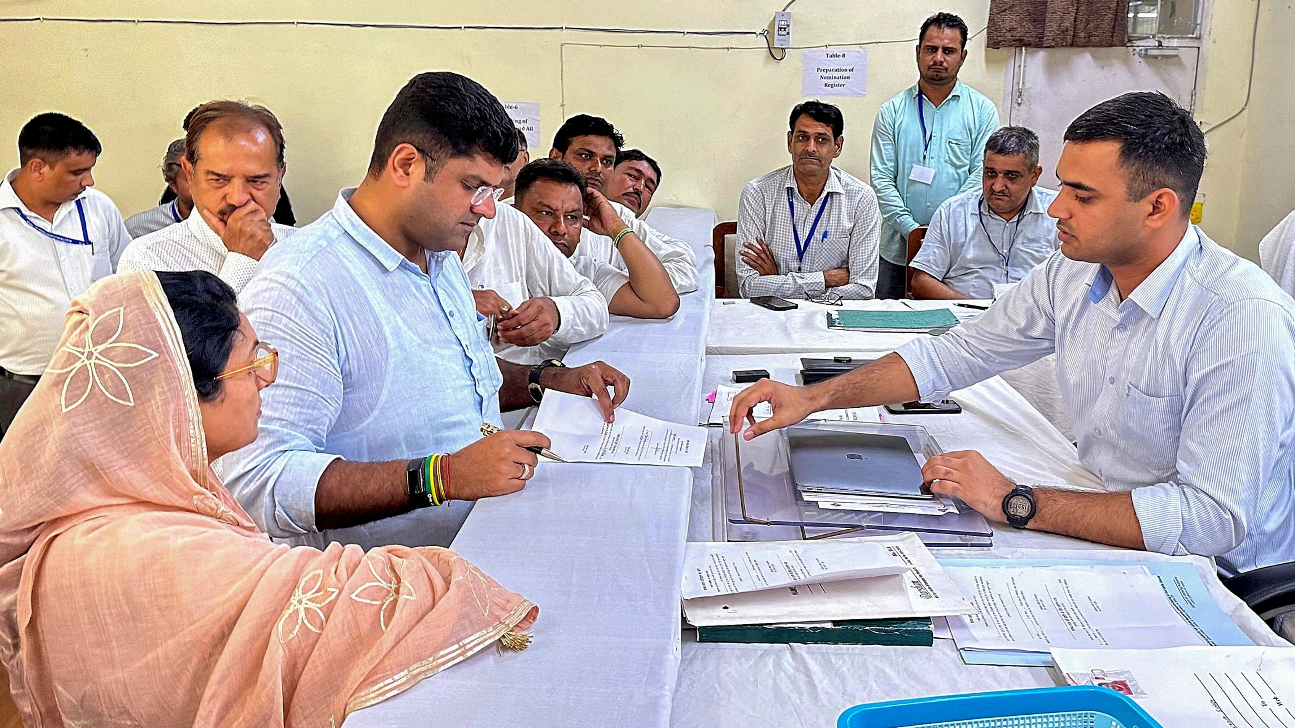 <div class="paragraphs"><p>JJP candidate from Uchana Kalan assembly constituency and former deputy chief minister Dushyant Chautala files his nomination papers for Haryana Assembly elections, in Jind, Thursday, Sept 5, 2024. </p></div>