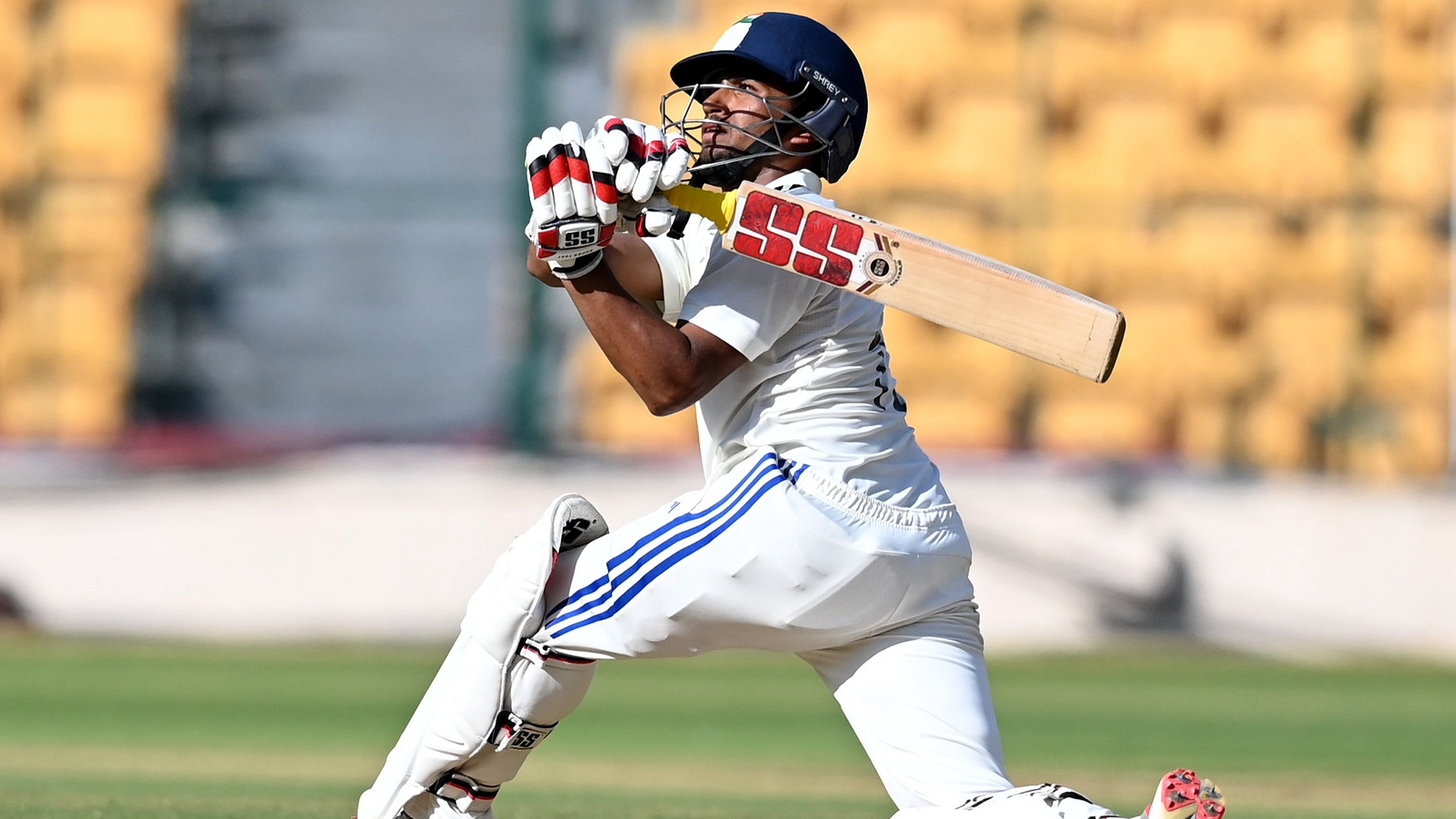 <div class="paragraphs"><p>Musheer Khan produced a well-measured 181 to guide India B to a healthy total against India A during their Duleep Trophy game at the M Chinnaswamy Stadium in Bengaluru on Friday. </p></div>