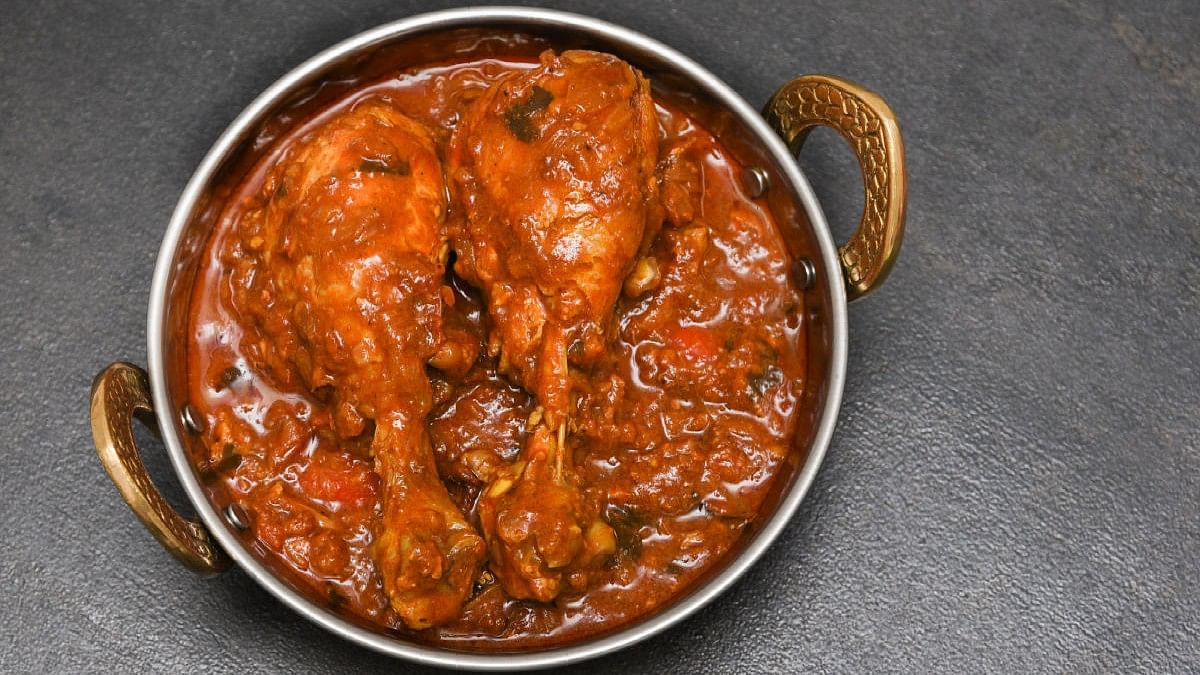 <div class="paragraphs"><p>Chicken curry. Representative image of dish using tomatoes and chicken.</p></div>