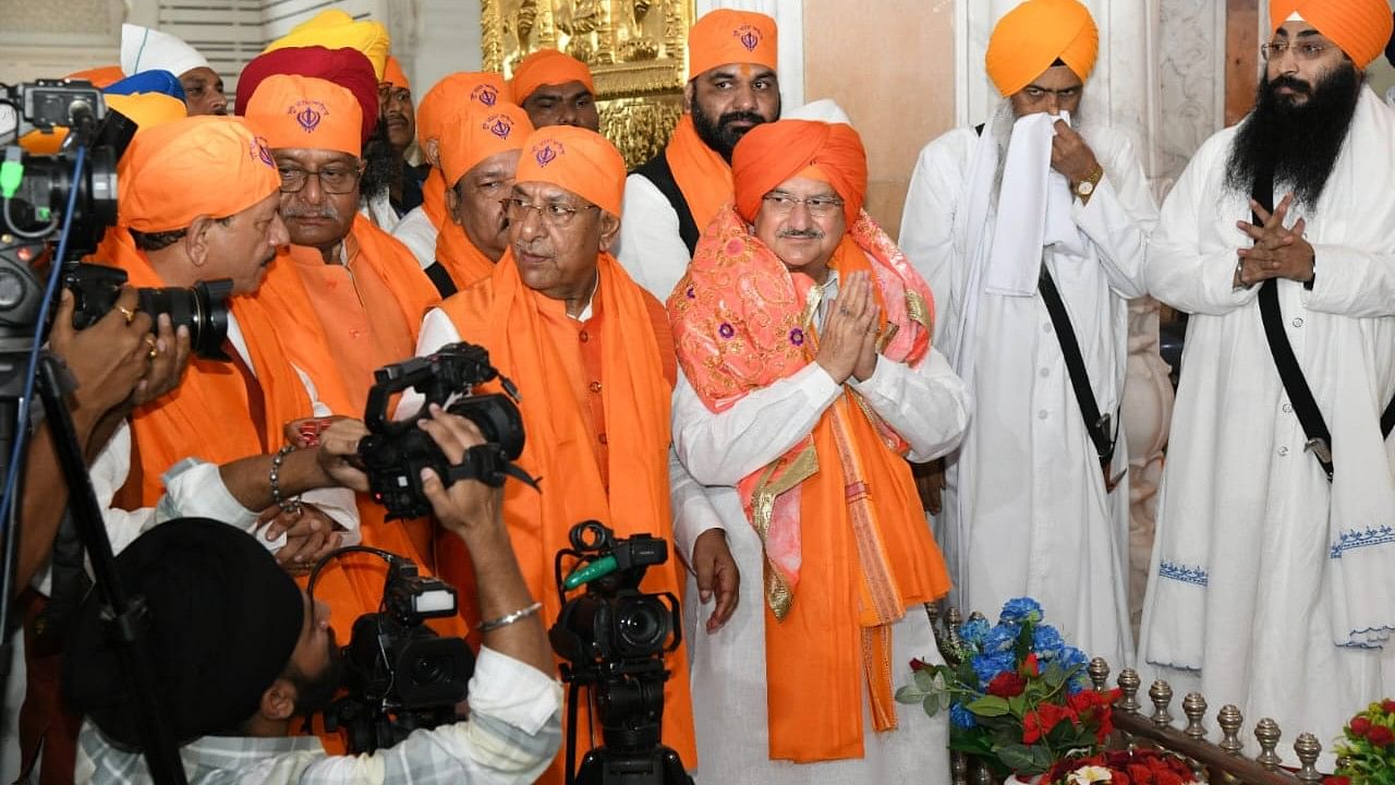 <div class="paragraphs"><p>Union Health Minister J P Nadda visited Takhat Sri Harimandir Ji Patna Sahib amid tight security on Saturday.</p></div>