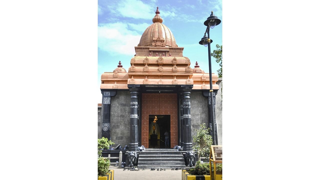 <div class="paragraphs"><p>A replica of Kanniyakumari's Vivekananda Rock Memorial made by Bandra West Sarvajanik Ganeshotsav Mandal as part of the Ganesh Chaturthi celebrations, in Mumbai.</p></div>