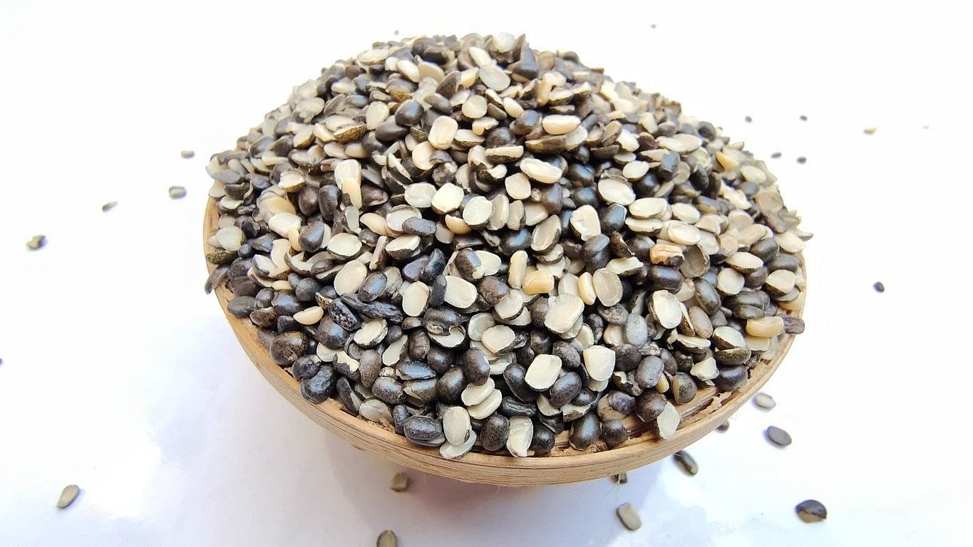 <div class="paragraphs"><p>Representative image showing urad dal.</p></div>